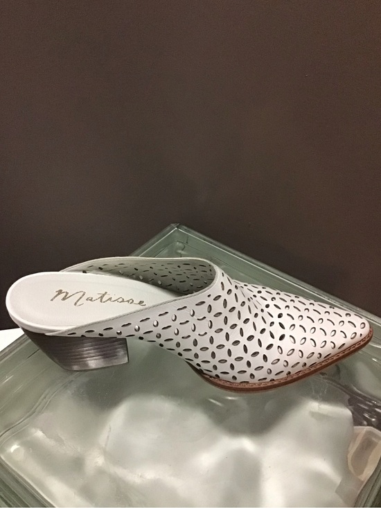 Matisse Shoes - Matisse White Laser-Cut Leather Slip-On Mule
